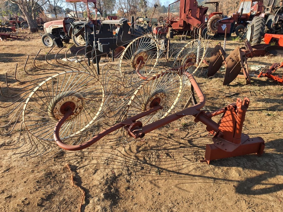 4 Wheel Hay Rake - Butch Pike Sales