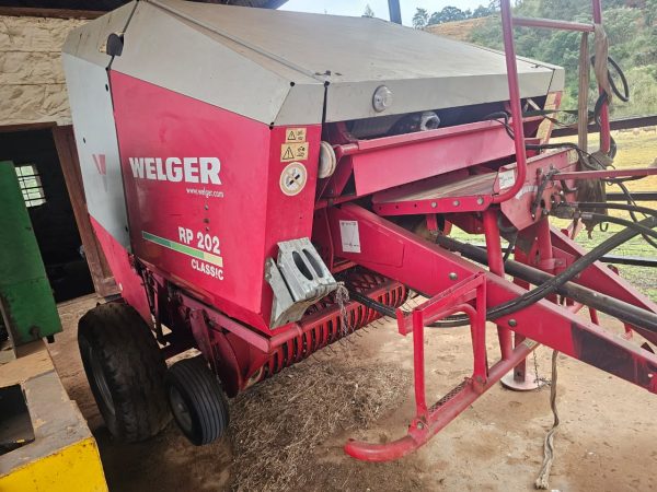 RP202 Classic Nett Wrapp Baler