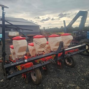 Mechanical 4 Row Kuhn Planter