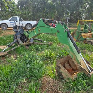 JD485 Back Digger
